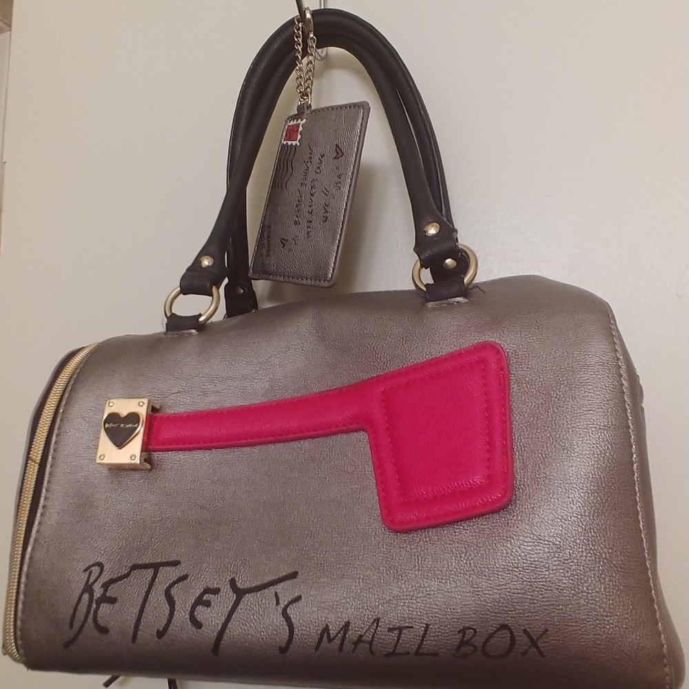 Betsey Johnson Mailbox purse
